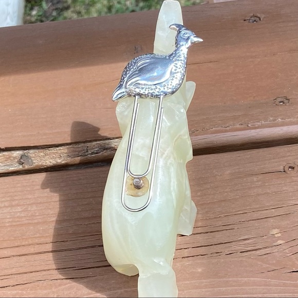 Vintage unsigned silver tone duck metal book mark, paper accessory. Used. - Picture 3 of 5